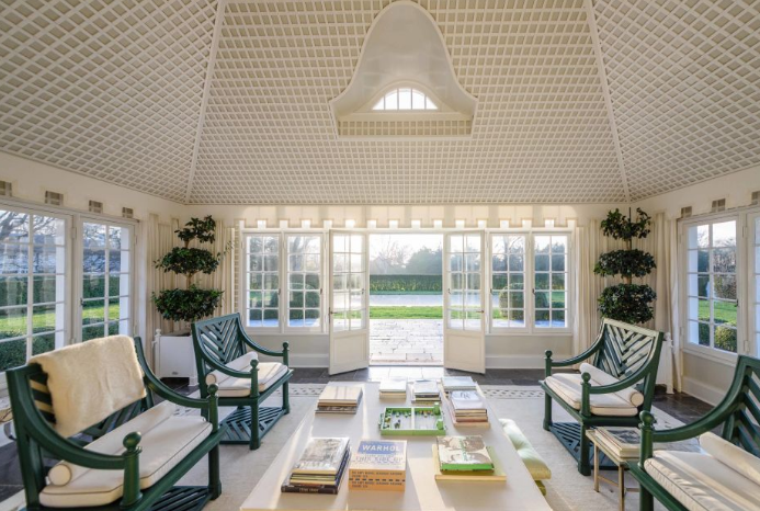 Hamptons to Hollywood - Jackie Kennedy Mansion