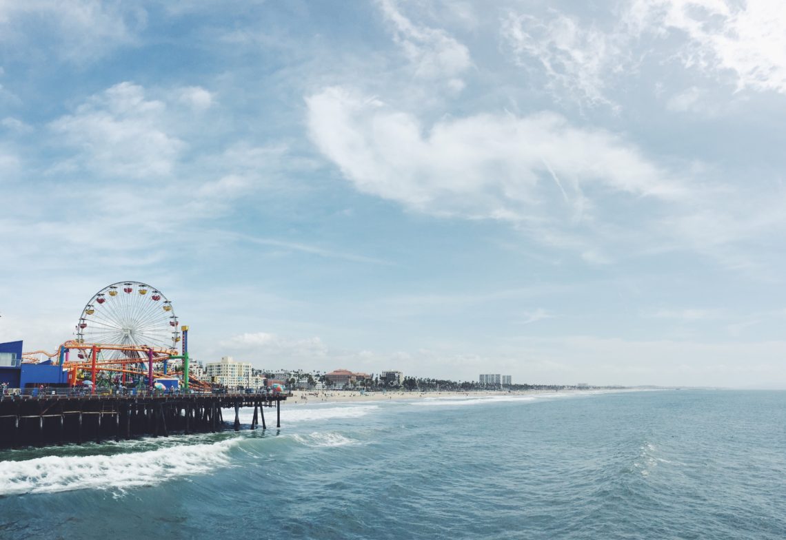 Santa Monica Guidebook - Hamptons to Hollywood