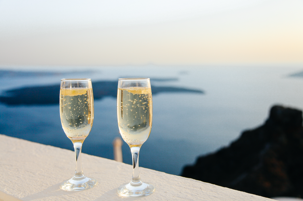 Hamptons to Hollywood - champagne