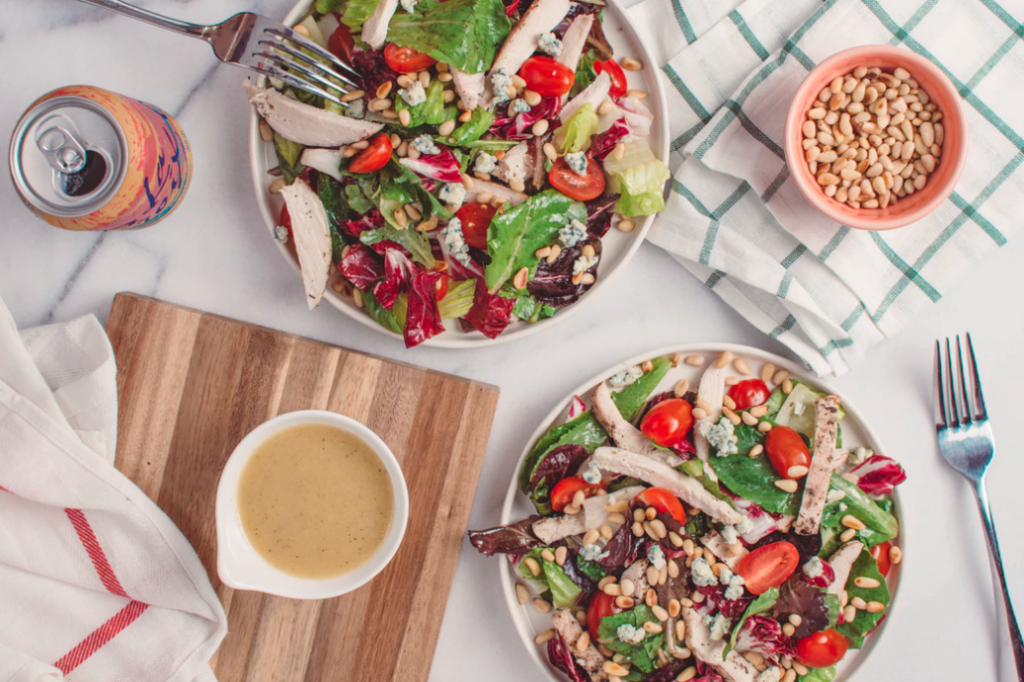 summer dinner party etiquette - hamptons to hollywood