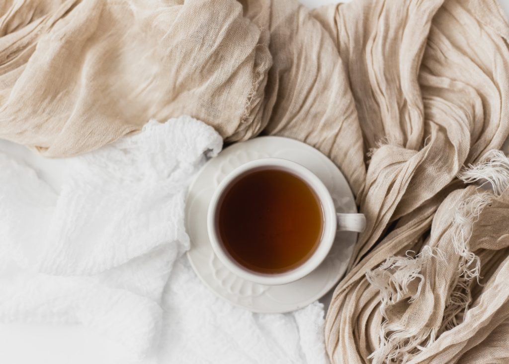 poop tea hamptons to hollywood